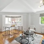 Chelsea Iconic London City Area Apartment